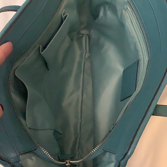 COACH turquoise blue ruffled leather luxury shoulder bag in excellent condition - Picture 6 of 9